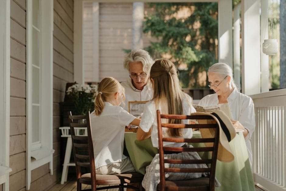 Confier les enfants aux grands-parents cet été : poser le cadre sans froisser personne
