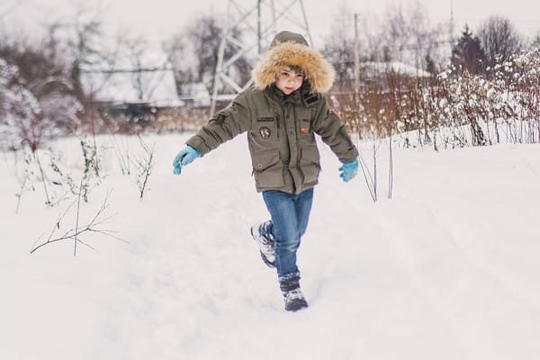 Habiller les enfants pour l'hiver sans bataille du matin